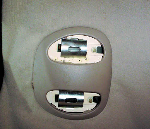 grand voyager front dome light